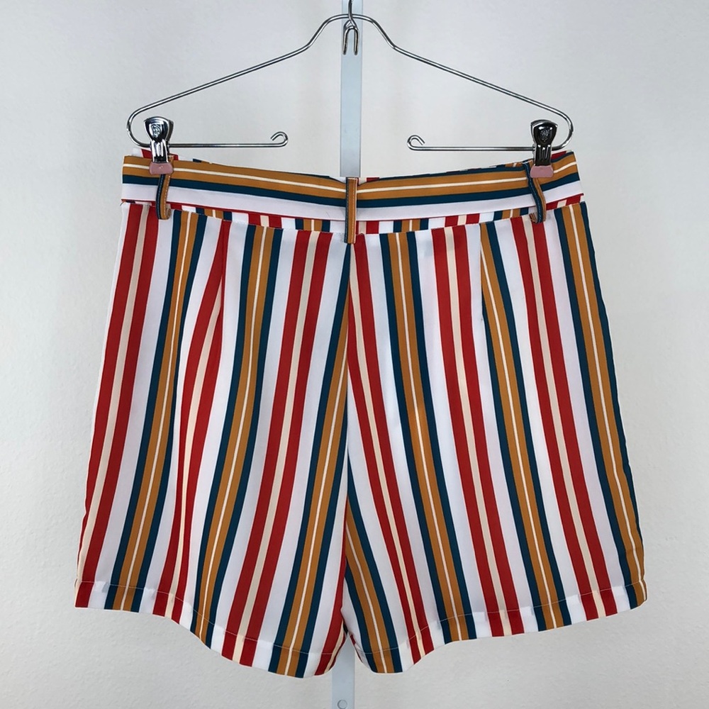 K.Zell By Nasty Gal Red Striped Shorts, NWT Large - Picture 2 of 6